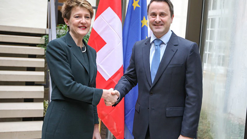 La présidente de la Confédération suisse, Simonetta Sommaruga et le Premier ministre Xavier Bettel