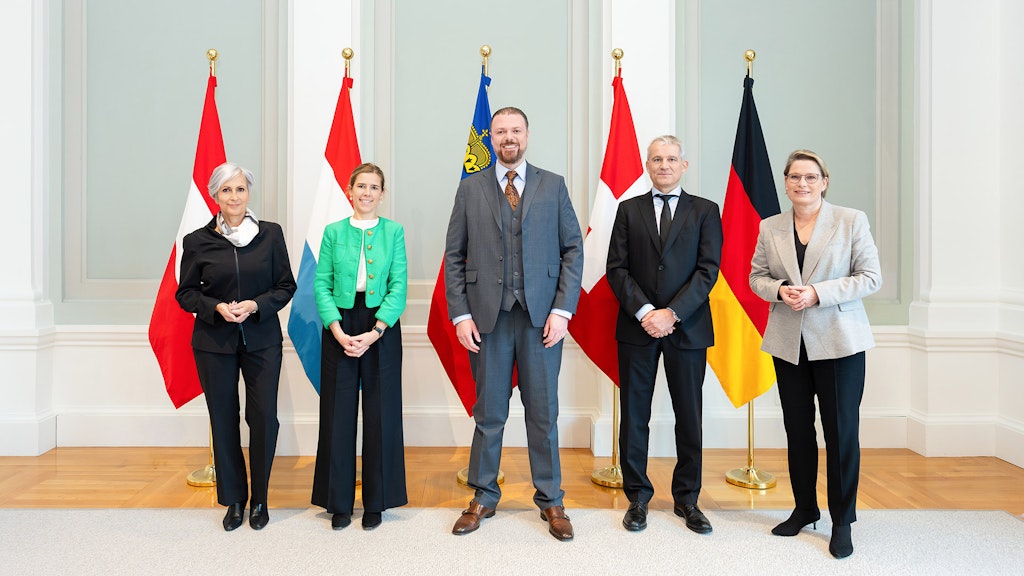 Dr. Anna Sporrer (Austria), Elisabeth Marque (Lussemburgo), Dr. Emanuel Schädler (Liechtenstein), Beat Jans (Svizzera), Dr. Stefanie Hubig (Germania)